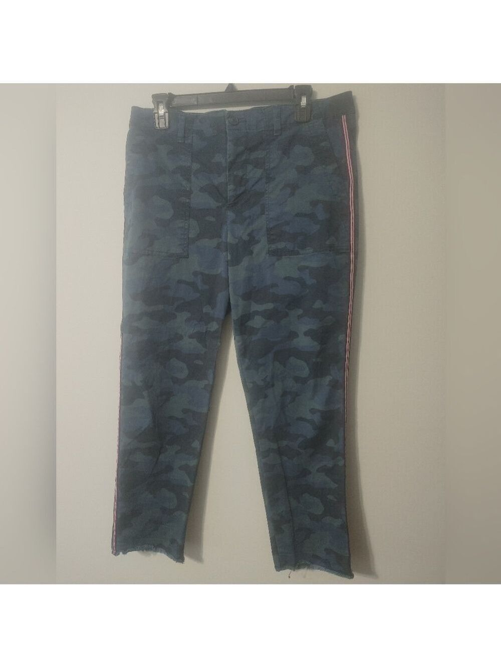 Gap Womens Pants Blue Size 8 Girlfriend Khaki Camo Cotton Blend Pink Stripe